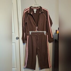 New York Laundry Brown & Pink 2 Piece Set - Zipper Jacket & Capri Length Pants